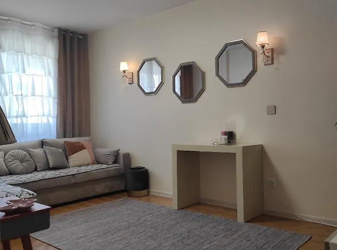 F3 Design Colmar+parking Free アパート コルマール