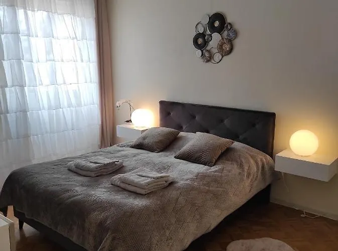 アパート F3 Design Colmar+parking Free