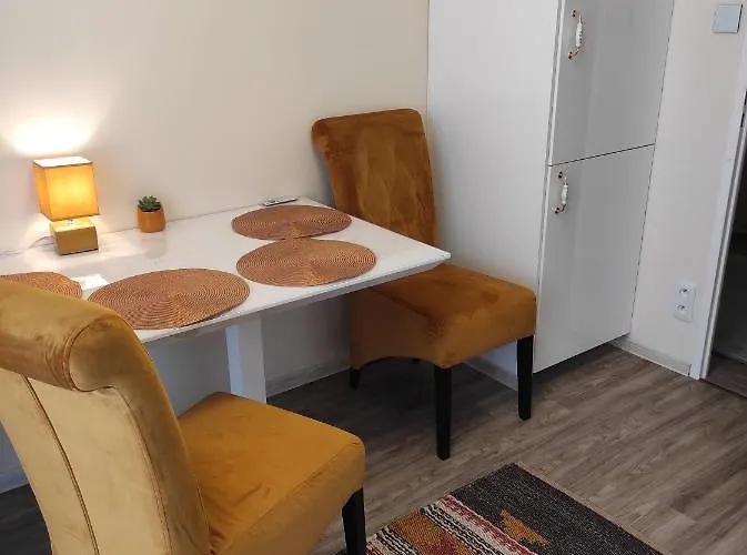 F3 Design Colmar+parking Free アパート コルマール